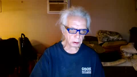 tom112292014 online show from January 7, 2025, 12:24 am