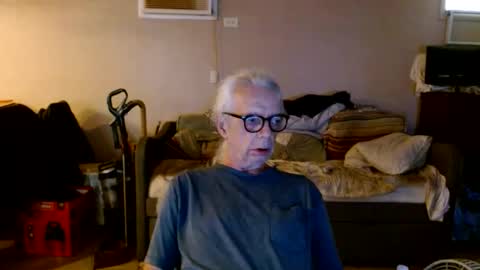 tom112292014 online show from September 29, 2025, 6:13 pm