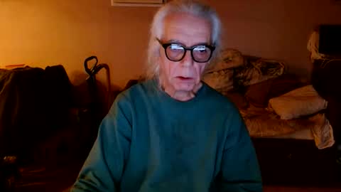 tom112292014 online show from February 11, 2026, 2:16 am