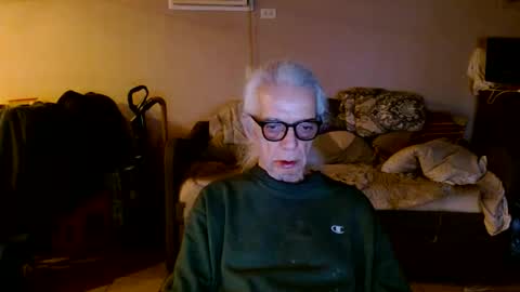 tom112292014 online show from February 23, 2026, 6:11 am