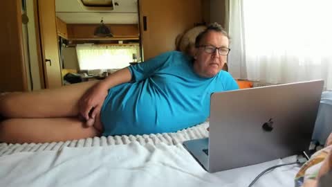 Snapshot of tom6644 chatting on June 14, 2026, 9:00 am Tom online show from June 14, 2026, 9:00 am
