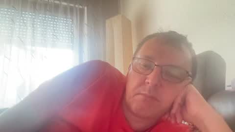Snapshot of tom6644 chatting on June 18, 2026, 2:43 pm Tom online show from June 18, 2026, 2:43 pm