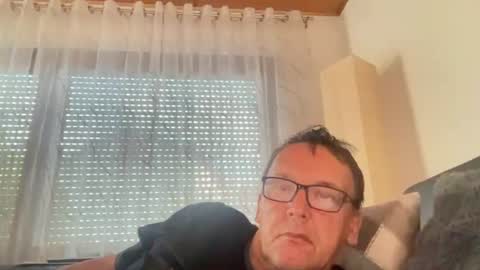 Snapshot of tom6644 chatting on July 2, 2026, 4:46 pm Tom online show from July 2, 2026, 4:46 pm