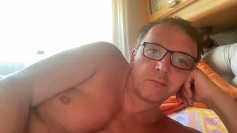 Snapshot of tom6644 chatting on July 12, 2026, 11:34 am Tom online show from July 12, 2026, 11:34 am