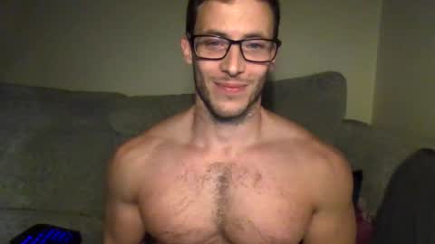 tom90ukx online show from February 4, 2025, 7:11 pm