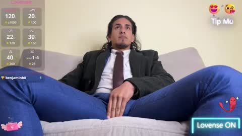 TOM online show from March 8, 2025, 4:39 pm