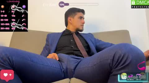 Snapshot of tom_blunt96 chatting on June 3, 2026, 7:41 pm TOM online show from June 3, 2026, 7:41 pm