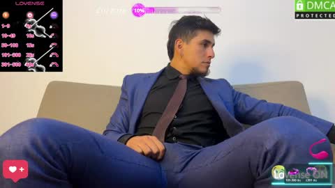 Snapshot of tom_blunt96 chatting on June 7, 2026, 11:14 am TOM online show from June 7, 2026, 11:14 am