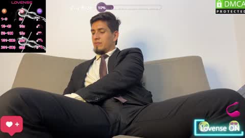 Snapshot of tom_blunt96 chatting on June 11, 2026, 7:17 am TOM online show from June 11, 2026, 7:17 am
