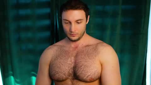 Snapshot of tom_fordd chatting on April 22, 2026, 7:11 am Tom online show from April 22, 2026, 7:11 am