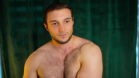 Snapshot of tom_fordd chatting on May 29, 2026, 3:32 pm Tom online show from May 29, 2026, 3:32 pm