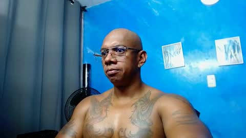 Snapshot of tom_miller chatting on February 5, 2026, 7:18 pm Tom Miller online show from February 5, 2026, 7:18 pm