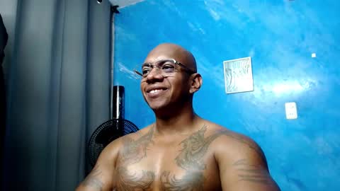 Snapshot of tom_miller chatting on February 10, 2026, 9:19 pm Tom Miller online show from February 10, 2026, 9:19 pm