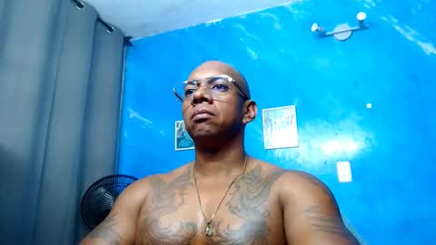 Snapshot of tom_miller chatting on February 19, 2026, 7:32 pm Tom Miller online show from February 19, 2026, 7:32 pm