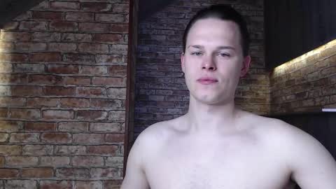 Tom online show from October 18, 2025, 8:37 am