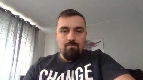 Snapshot of tomas_coin chatting on November 16, 2025, 1:06 pm Tomas Viking online show from November 16, 2025, 1:06 pm