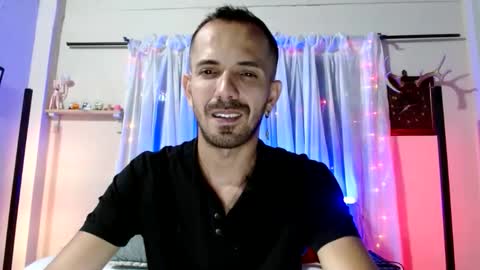 tomas gerauld. make me happy with 10000 tokens online show from December 5, 2024, 1:58 am