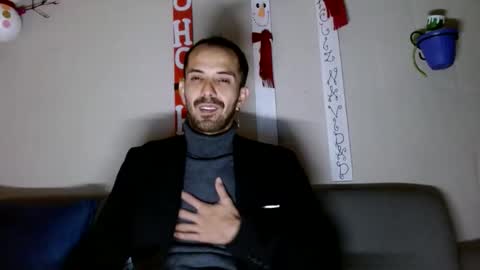 tomas gerauld. make me happy with 10000 tokens online show from December 22, 2024, 3:11 am