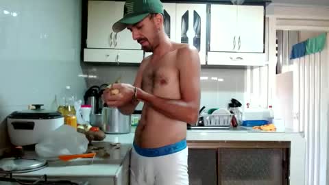 tomas gerauld. make me happy with 10000 tokens online show from January 23, 2025, 9:18 pm