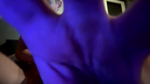 Snapshot of tomaz33 chatting on December 13, 2024, 4:38 pm tomaz33 online show from December 13, 2024, 4:38 pm