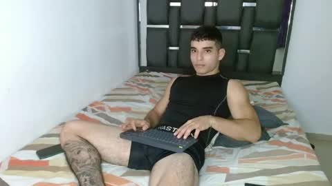 Snapshot of tomaz_18 chatting on April 29, 2026, 12:37 am tomaz_18 online show from April 29, 2026, 12:37 am