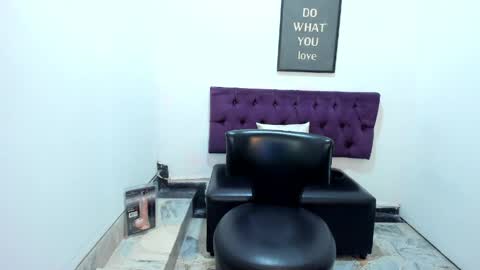 Snapshot of tomboy_natali chatting on May 16, 2026, 12:51 am IAN SAYD online show from May 16, 2026, 12:51 am
