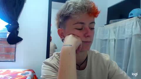 Blue online show from December 11, 2024, 10:27 pm