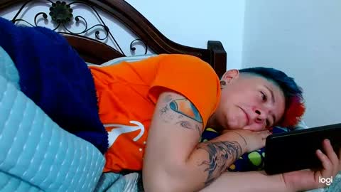 Blue online show from January 28, 2025, 4:50 am