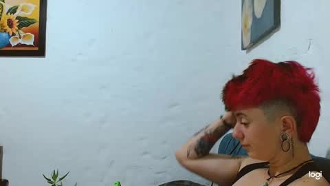 Blue online show from February 25, 2025, 9:35 pm