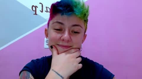 Blue online show from September 13, 2025, 8:52 pm