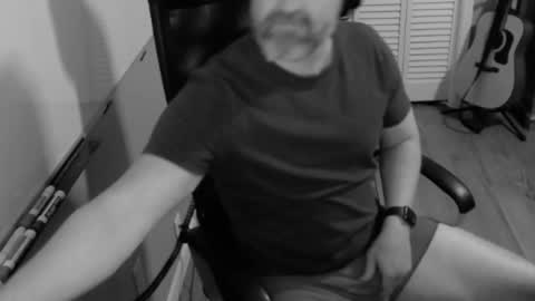 tombrockmoen2 online show from October 5, 2025, 4:55 am