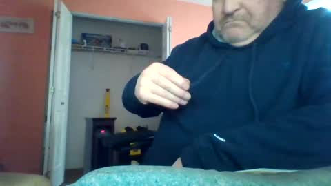 tomcat4848 online show from October 14, 2025, 5:25 pm