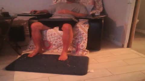 Snapshot of tomcatsawyer chatting on November 22, 2025, 12:42 am sirmuggsalot online show from November 22, 2025, 12:42 am