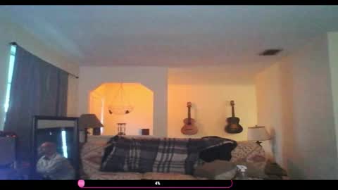 Snapshot of tomcatsawyer chatting on December 17, 2025, 1:17 pm sirmuggsalot online show from December 17, 2025, 1:17 pm