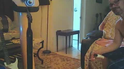 Snapshot of tomcatsawyer chatting on July 24, 2026, 1:03 am sirmuggsalot online show from July 24, 2026, 1:03 am