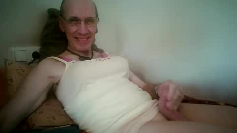 Snapshot of tomislav321 chatting on May 3, 2026, 1:06 pm tomislav321 online show from May 3, 2026, 1:06 pm