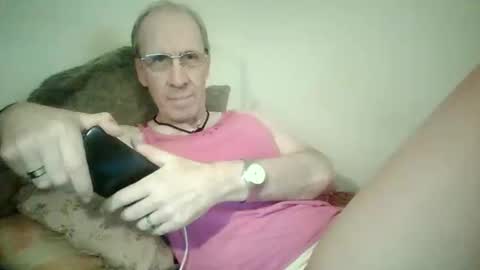 Snapshot of tomislav321 chatting on May 10, 2026, 4:12 pm tomislav321 online show from May 10, 2026, 4:12 pm