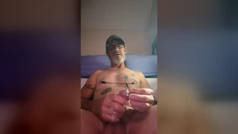 tommgunn25 online show from June 12, 2026, 6:12 am