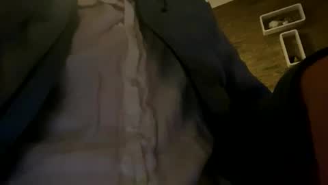 Snapshot of tommit84 chatting on November 19, 2025, 2:11 am tommit84 online show from November 19, 2025, 2:11 am