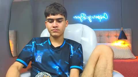 Snapshot of tommy18__ chatting on February 21, 2025, 7:01 am Tommy online show from February 21, 2025, 7:01 am