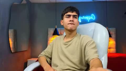 Snapshot of tommy18__ chatting on February 26, 2025, 7:09 am Tommy online show from February 26, 2025, 7:09 am