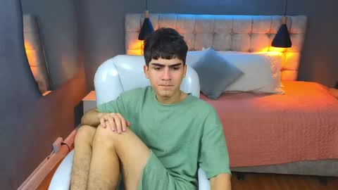 Snapshot of tommy18__ chatting on March 9, 2025, 9:57 am Tommy online show from March 9, 2025, 9:57 am