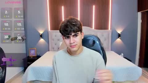 Snapshot of tommy18__ chatting on September 13, 2025, 4:12 am Tommy online show from September 13, 2025, 4:12 am