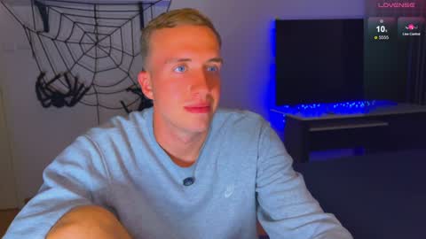 Tommy online show from December 8, 2024, 11:14 am