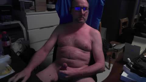 tommy_en online show from December 18, 2024, 9:36 am