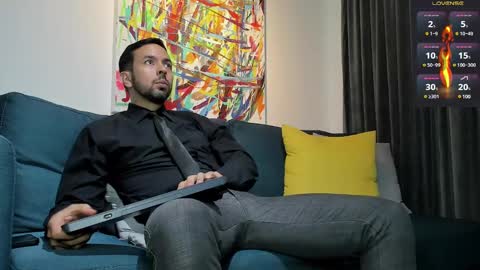 tommy_raym0ndg online show from February 13, 2025, 8:24 pm