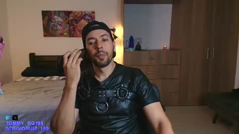 tommy_raym0ndg online show from June 17, 2026, 4:04 am