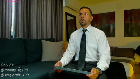tommy_raym0ndg online show from June 26, 2026, 1:37 pm