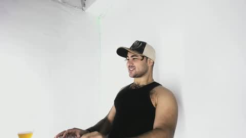 Snapshot of tommy_sccott chatting on September 27, 2025, 10:26 pm tommy_sccott online show from September 27, 2025, 10:26 pm