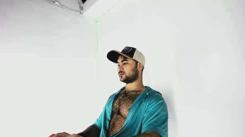 Snapshot of tommy_sccott chatting on October 8, 2025, 1:58 am tommy_sccott online show from October 8, 2025, 1:58 am